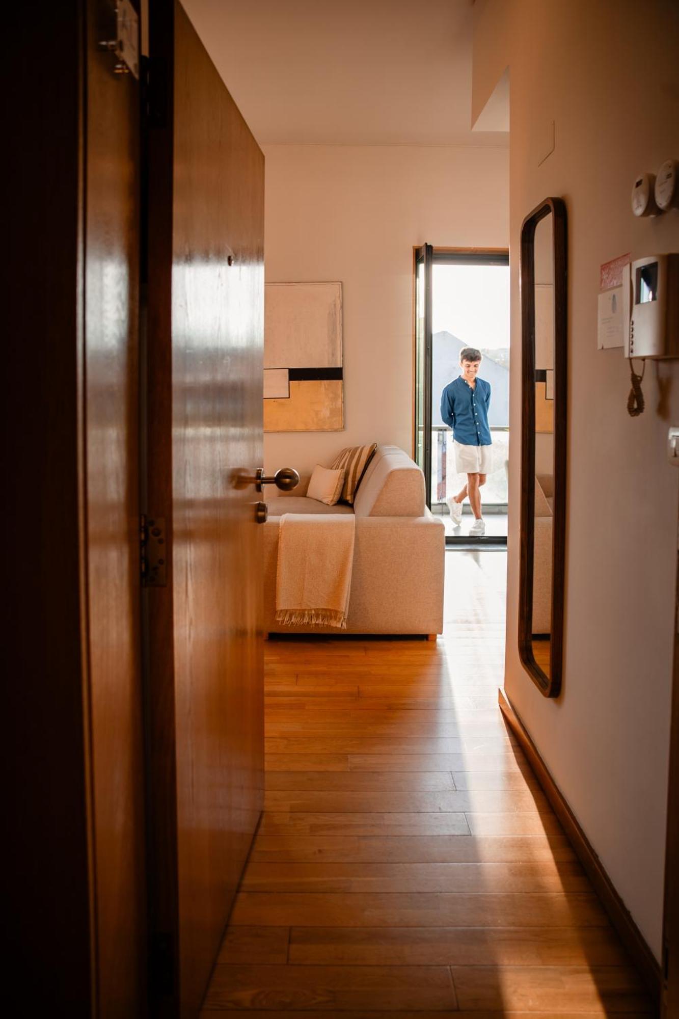 Premium Flat At Ajuda/Belem With Balcony, Parking! Appartement Lissabon Buitenkant foto